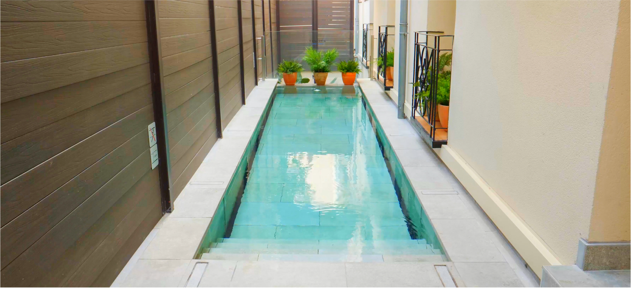 Concept de piscine terrasse ouverte
